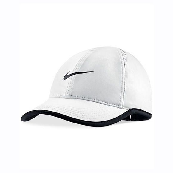 nike white hat womens